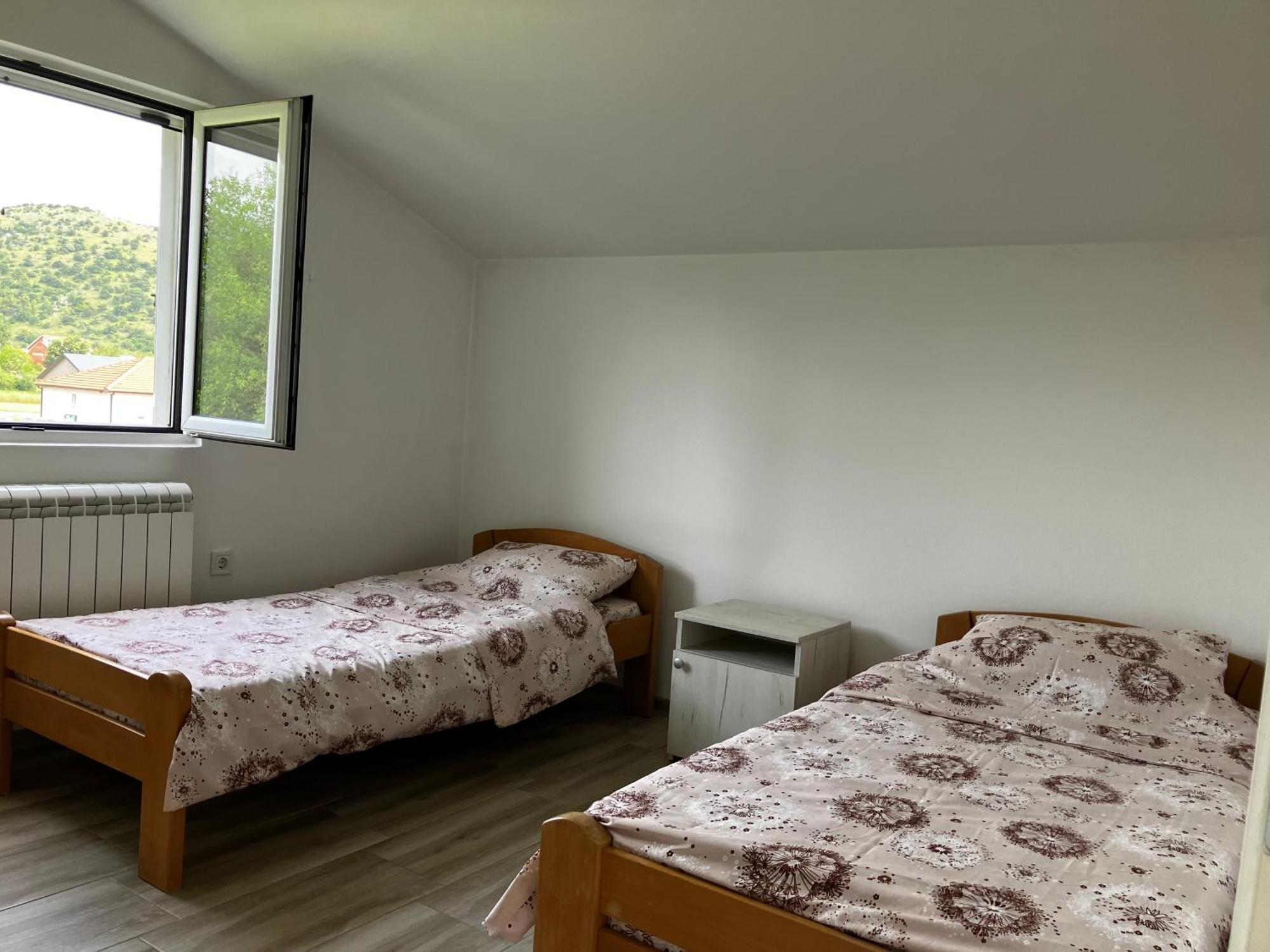 Ferienwohnung Cozy, Fully Equipped, Free Parking&Wifi, Quiet, 2Bd Podgorica Exterior foto