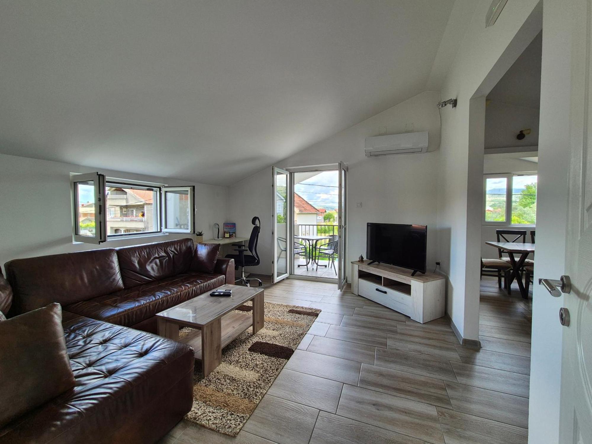 Ferienwohnung Cozy, Fully Equipped, Free Parking&Wifi, Quiet, 2Bd Podgorica Exterior foto